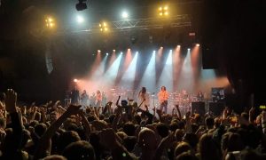 В Британии ради эксперимента устроят большой концерт без масок и дистанции