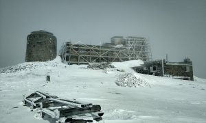 Фото: в Карпатах ночью выпал снег