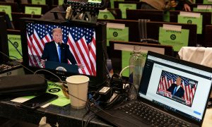 Twitter заблокировал аккаунты, публиковавшие заявления Трампа