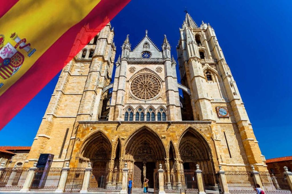 Испания заявила о готовности запустить COVID-паспорта уже в июне