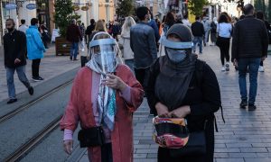 Турция начала выход из жесткого карантина