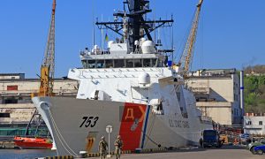 В порт Одессы зашел американский фрегат Hamilton