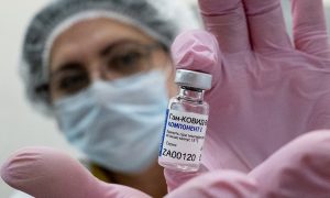 Граждан Словакии провакцинируют российским «Спутником V»