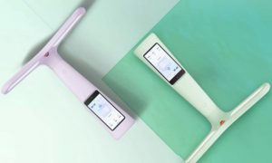 В Китае родители покупают «умные» лампы, чтобы следить за детьми во время обучения дома. Устройство выпустил владелец TikTok