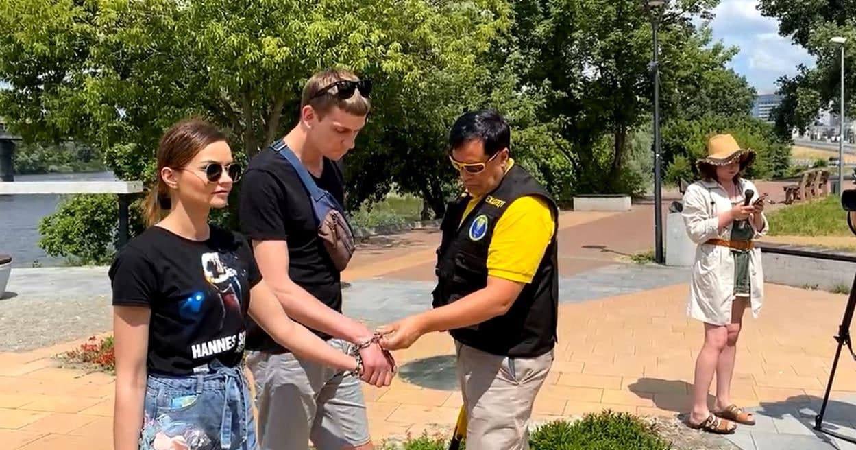 «Скованные одной цепью» харьковчане снимают оковы и расстаются