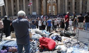 Противники ЛГБТ напали на журналиста в Грузии, тот частично потерял зрение