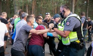 В Литве произошли столкновения между несогласными с размещением мигрантов и полицией