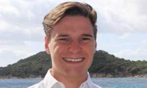 С Безосом в космос отправится также 18-летний парень – он станет самым молодым космотуристом