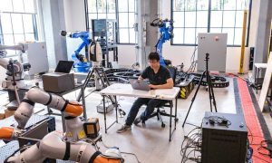 Материнская компания Google создала «дочку» для разработки ПО для роботов