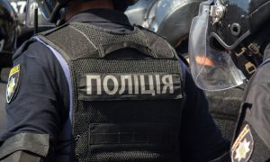 Видео, фото: на Буковине жених устроил стрельбу во время свадьбы