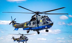 Фото: над Крещатиком пролетят французские вертолеты Airbus