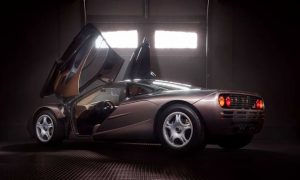 Легендарный суперкар McLaren F1 продан на аукционе за рекордную сумму