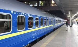 «Укрзализныця» попала в очередной скандал из-за нового элитного поезда из Киева в Одессу (фото, видео)