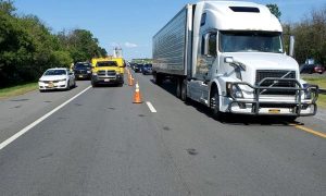 Фото: у США розбився туристичний автобус з десятками людей в салоні