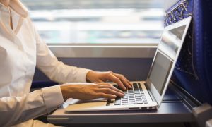 В японских экспрессах появятся вагоны для удаленной работы