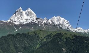 Фото: в Грузии на космическую сумму ограбили украино-российских альпинистов