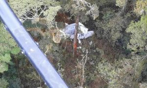 Фото: в Индонезии разбился самолет, есть пропавшие без вести