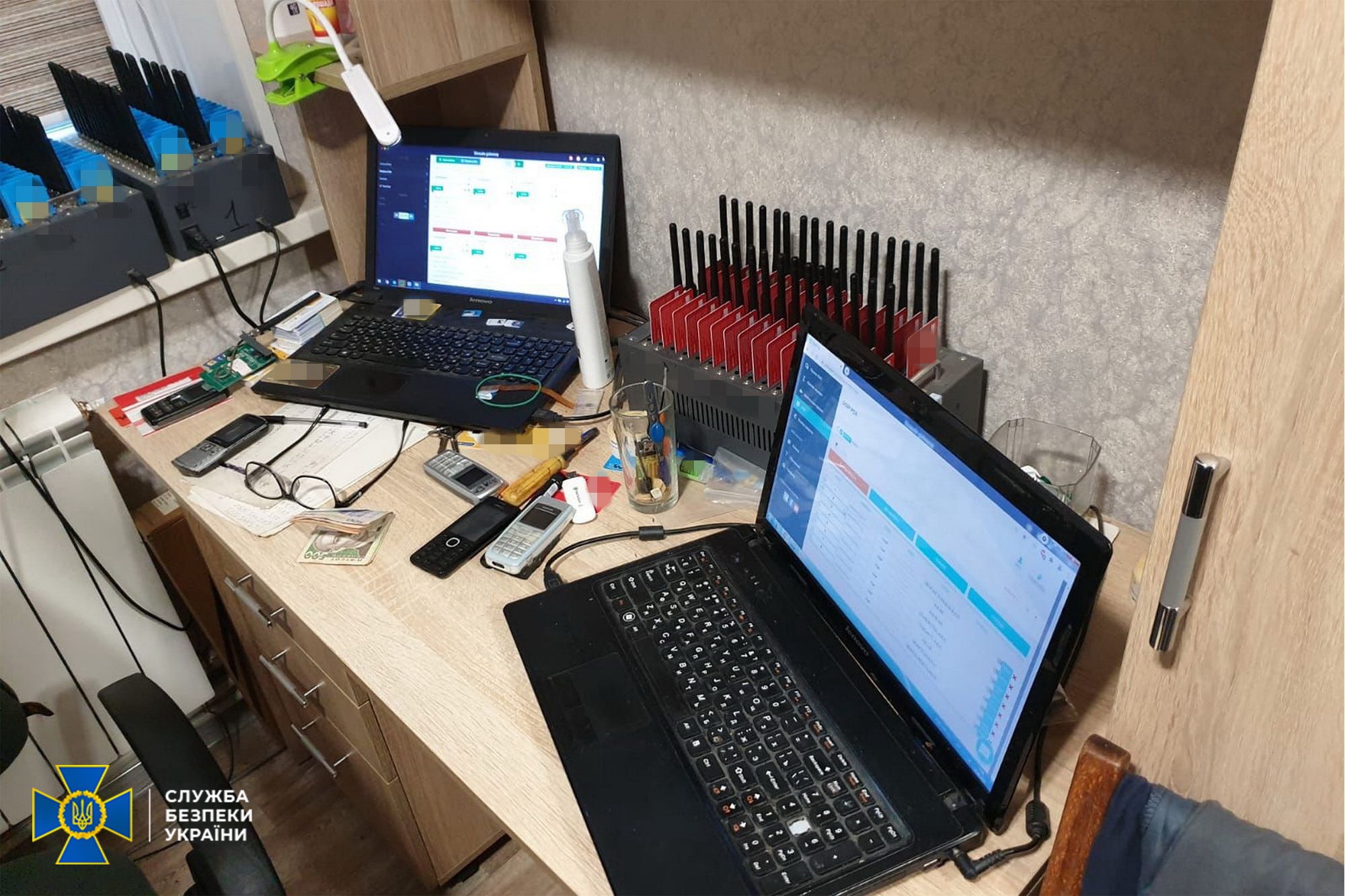 Фото: СБУ пресекла деятельность многотысячной «армии ботов»