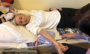 Фото: депутат от «Голоса» попала в больницу с разбитой головой