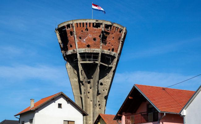 У хорватському Вуковарі на рік продовжили мораторій на офіційне використання сербської мови