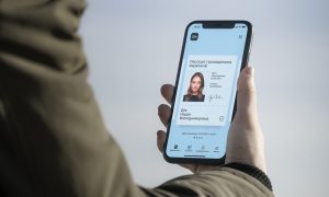 В приложении «Дія» можно будет оформить пенсии и субсидии