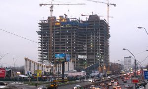 В Киеве выставили на аукцион недостроенные небоскребы возле центрального ЗАГСа