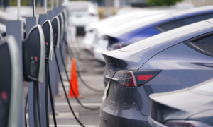 Германия решила пересадить граждан на электромобили к 2030 году