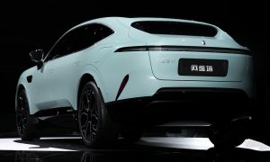 Компания Huawei выпустила свой первый электромобиль Avatr