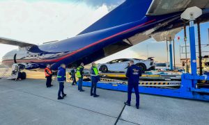 Фото, видео: Украина передала Германии два суперкара по делу о мошенничестве