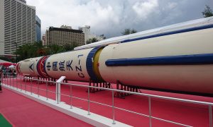 Первый в мире: Китай запустил в космос исследовательский спутник