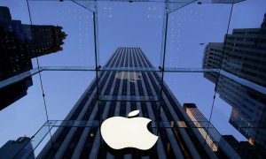 Apple выплатила своим лучшим сотрудникам премии по 180 тысяч долларов, чтобы они не перешли к конкурентам 