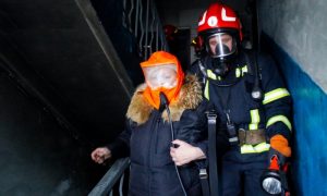 Спасатели эвакуировали во Львове многоквартирный дом