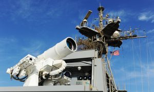 США испытали боевой лазер морского базирования