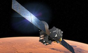 Фото: на Марсе нашли кратер, наполненный льдом