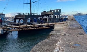 Фото: одеситка «під кайфом» викрала яхту і спровокувала морське ДТП