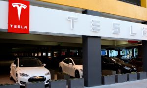 Американский регулятор начал расследование против Tesla из-за солнечных панелей — Reuters