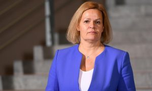 Глава МВД Германии предложила заблокировать Telegram: названа причина