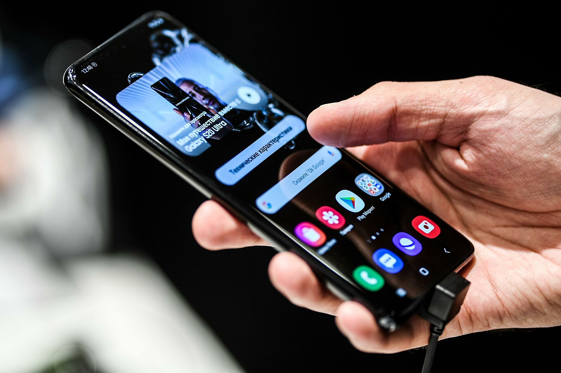 Назван самый ожидаемый смартфон 2022 года