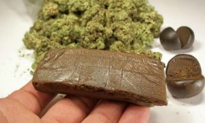 Фото: у Лівії виявили партію наркотиків з обличчям Путіна