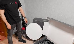 Обладнання для супутникового Інтернету StarLink уже в Україні
