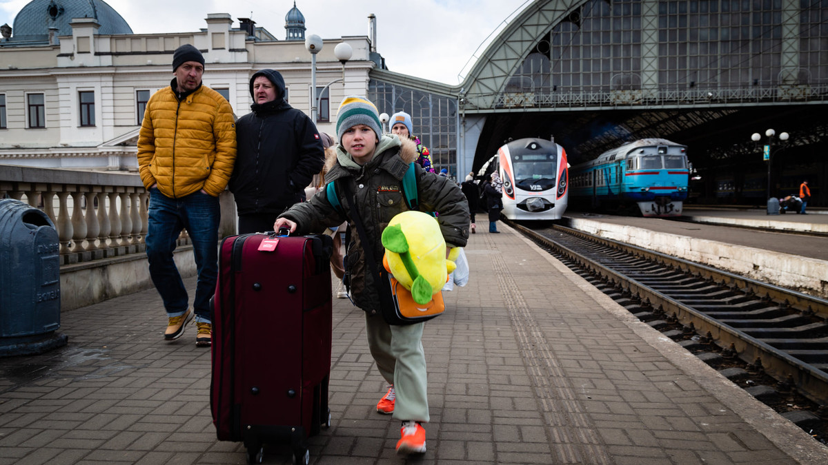 В Україні запрацювала урядова програма допомоги вимушеним переселенцям 