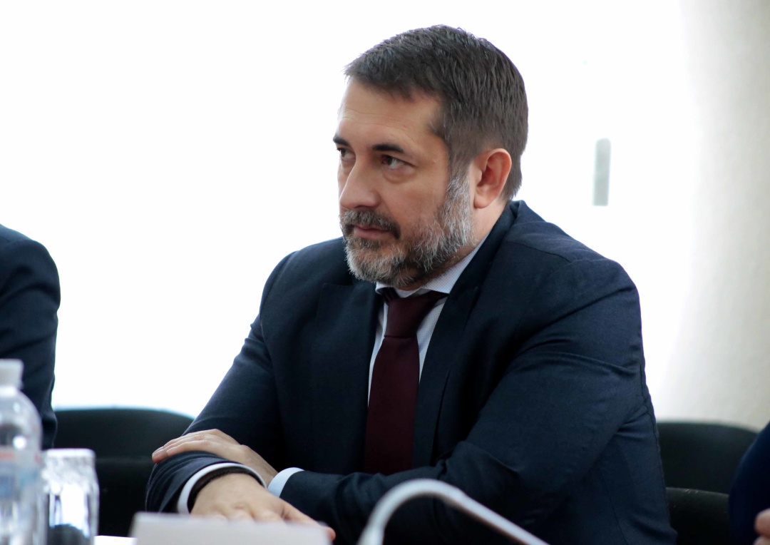 Голові Луганської ОДА Гайдаю окупаційні війська пропонували здатися