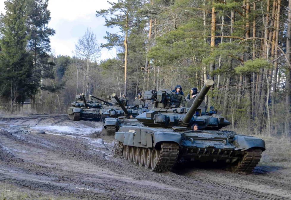 Відео: на Сумщині окупанти кинули техніку, яка не пройшла випробування українськими дорогами