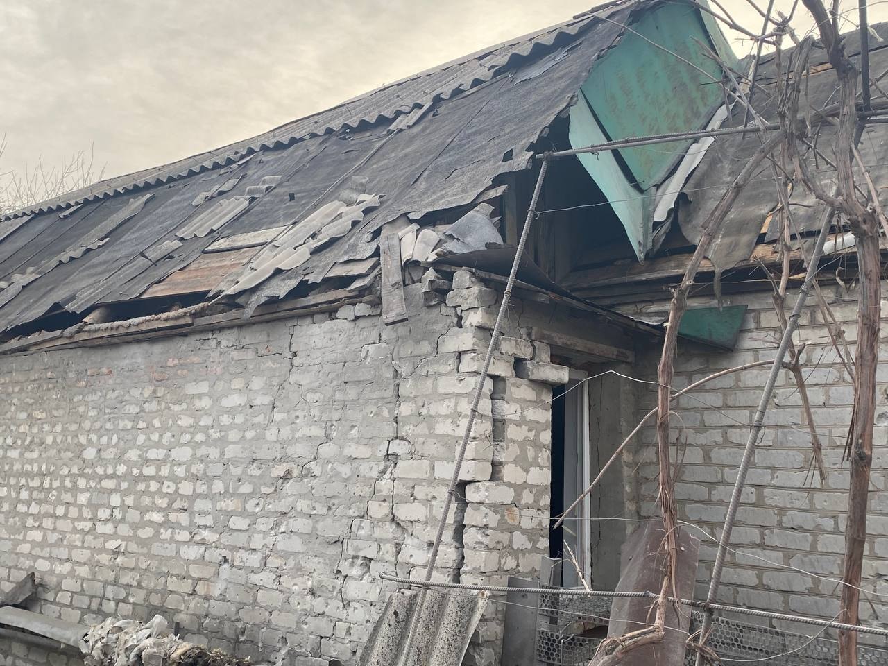 Фото: загарбники завдали авіаударів на Донбасі