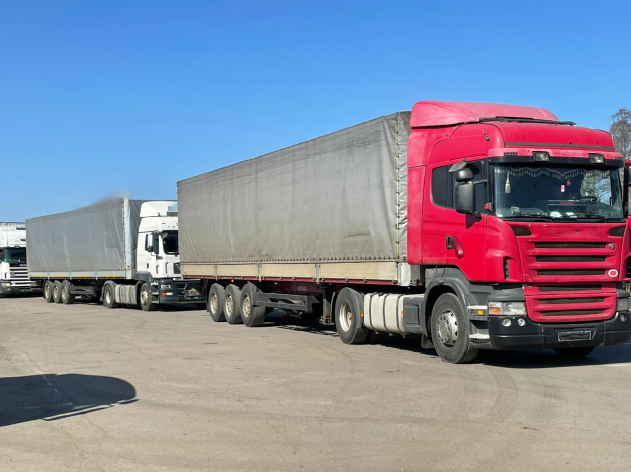 Бюро економічної безпеки націоналізує 7 білоруських і російських фур