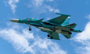 Фото: у Маріуполі рашисти умисно розбомбили театр, де ховалися жінки та діти (оновлено)