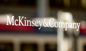 McKinsey собирается уволить около 2000 сотрудников