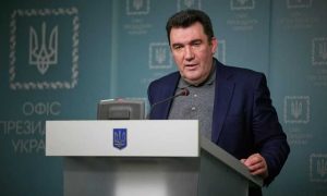 Хотят «очиститься» от влияния рф. Данилов указал на хороший сигнал по ЕС