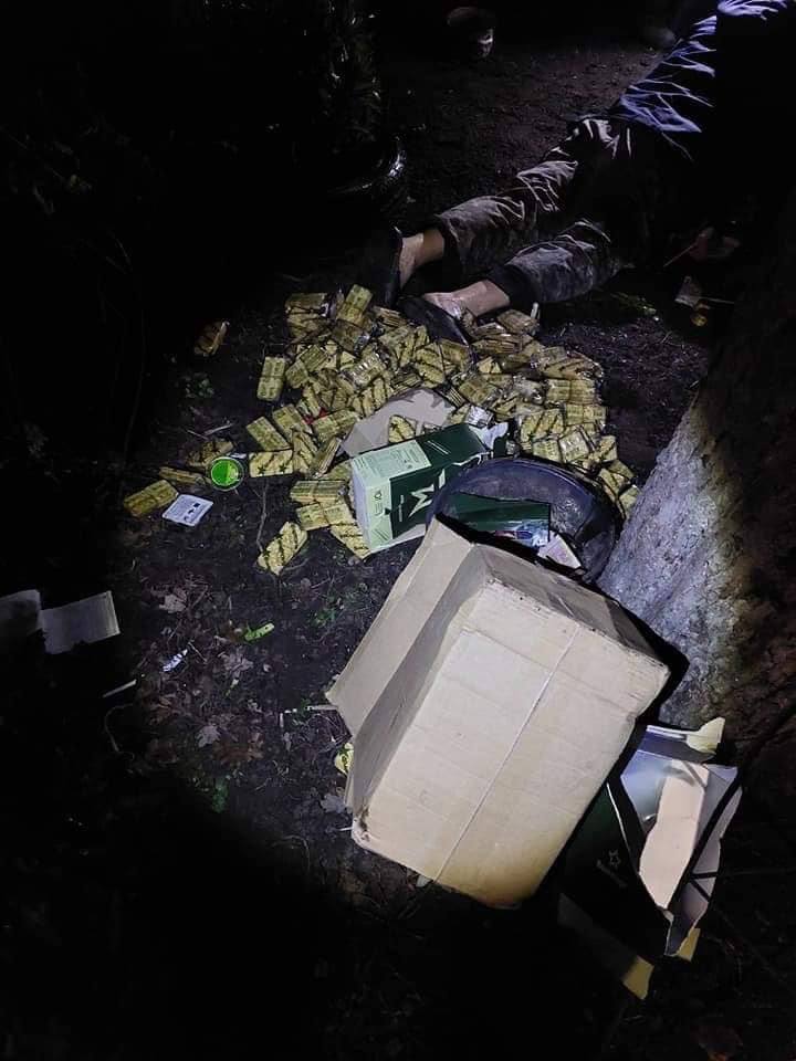 Фото: нацгвардійці у Бучі затримали групу мародерів