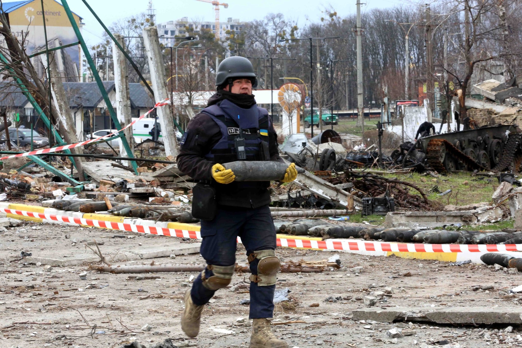 Українців просять не відвідувати лісопаркові зони Київщини через мінну небезпеку